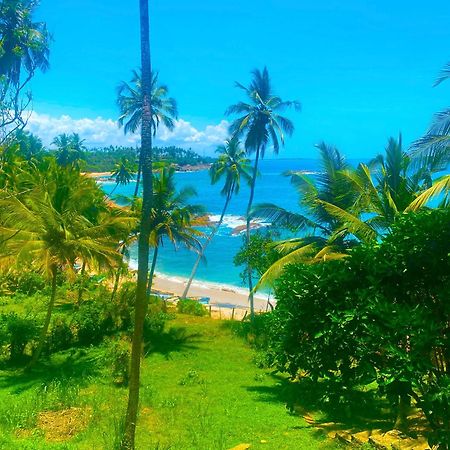 Bluewind Resort Tangalle Exterior photo