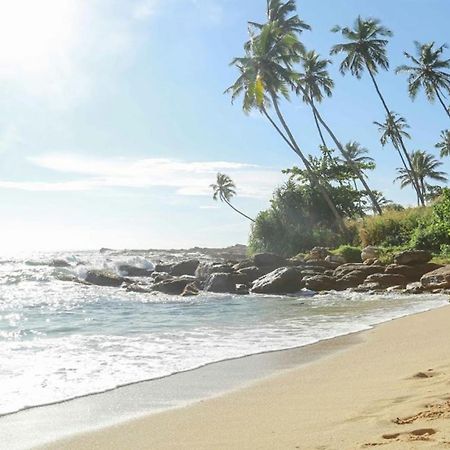 Bluewind Resort Tangalle Exterior photo
