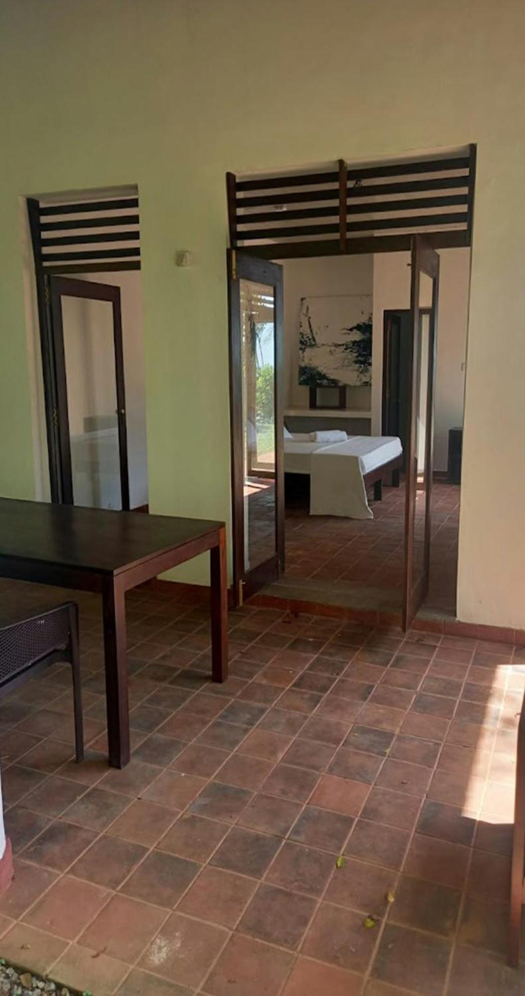 Bluewind Resort Tangalle Exterior photo