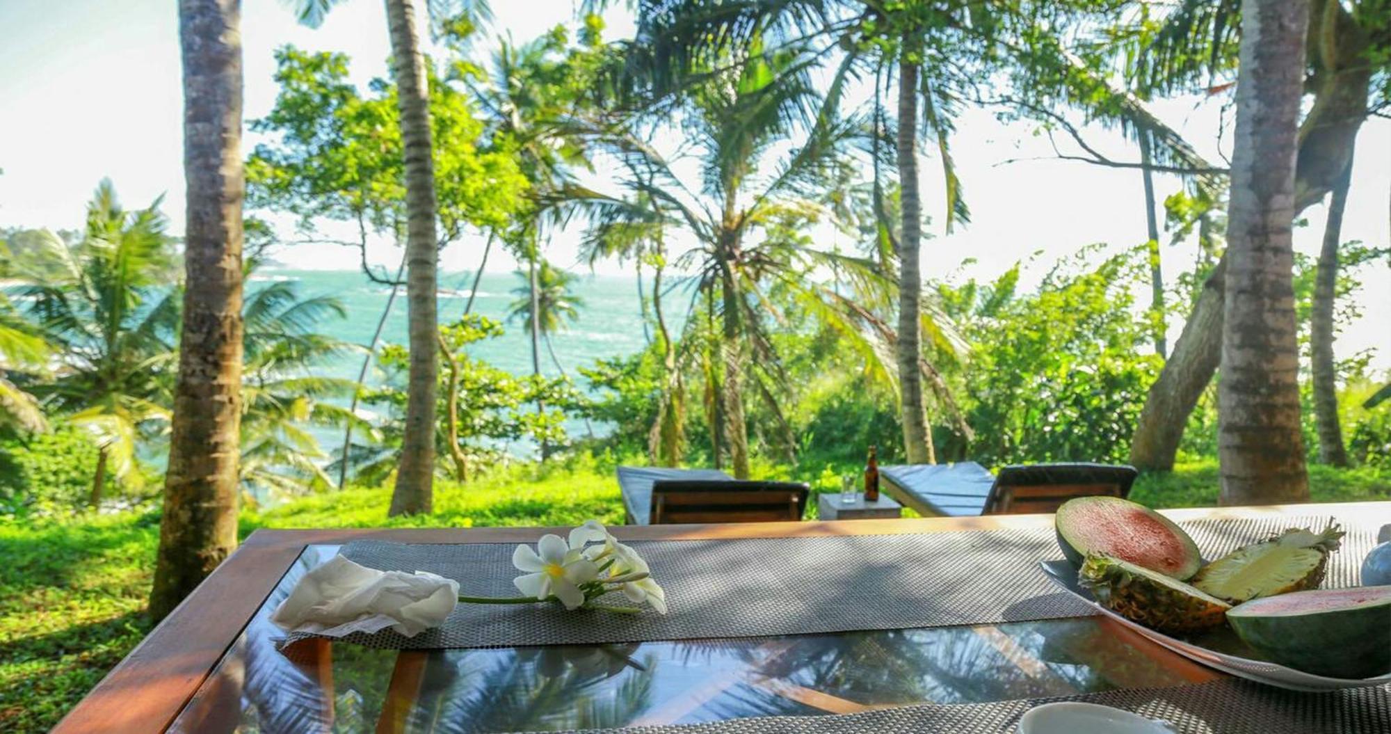 Bluewind Resort Tangalle Exterior photo